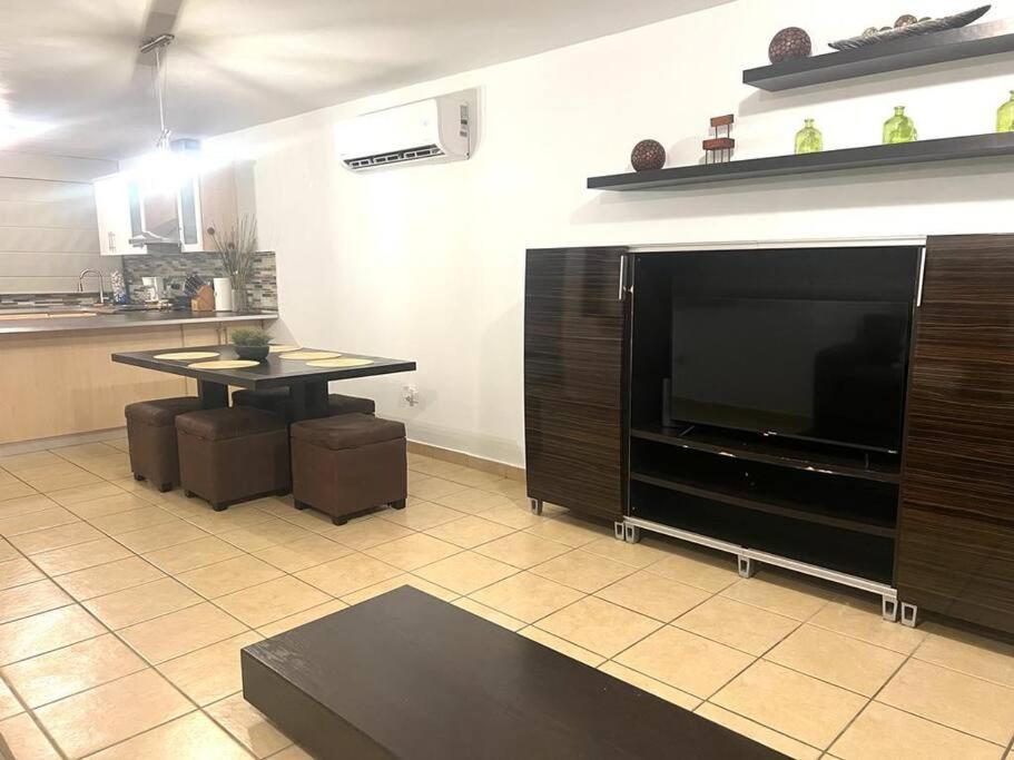 Cozy Apartment In Aquatika Loiza Exterior foto